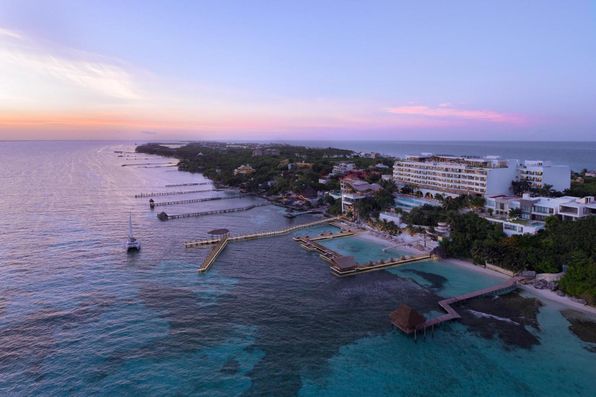 Impression Isla Mujeres By Secrets (Adults Only) Hotel Exterior photo